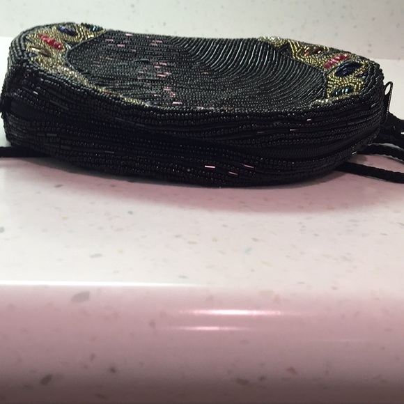 Vintage “Accessory Lady” Beaded Evening Clutch - Picture 6 of 8